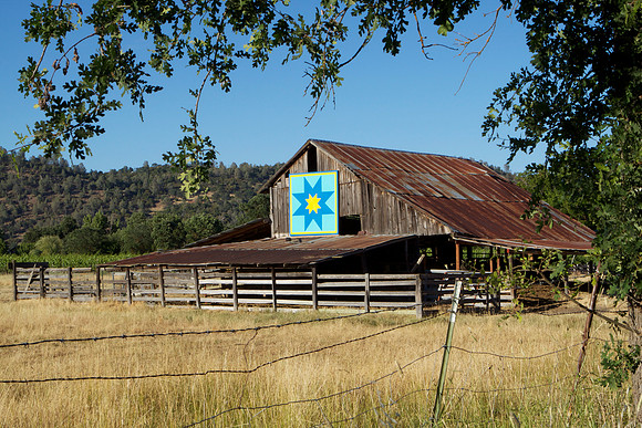 quilt trail barn, Lake County, California